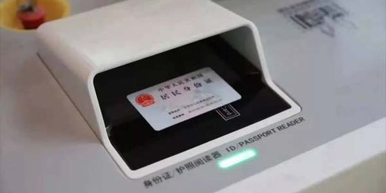 Liseur de passeport et scanner de carte d'identité 1 seconde Vitesse de traitement OCR Certifié CE FCC